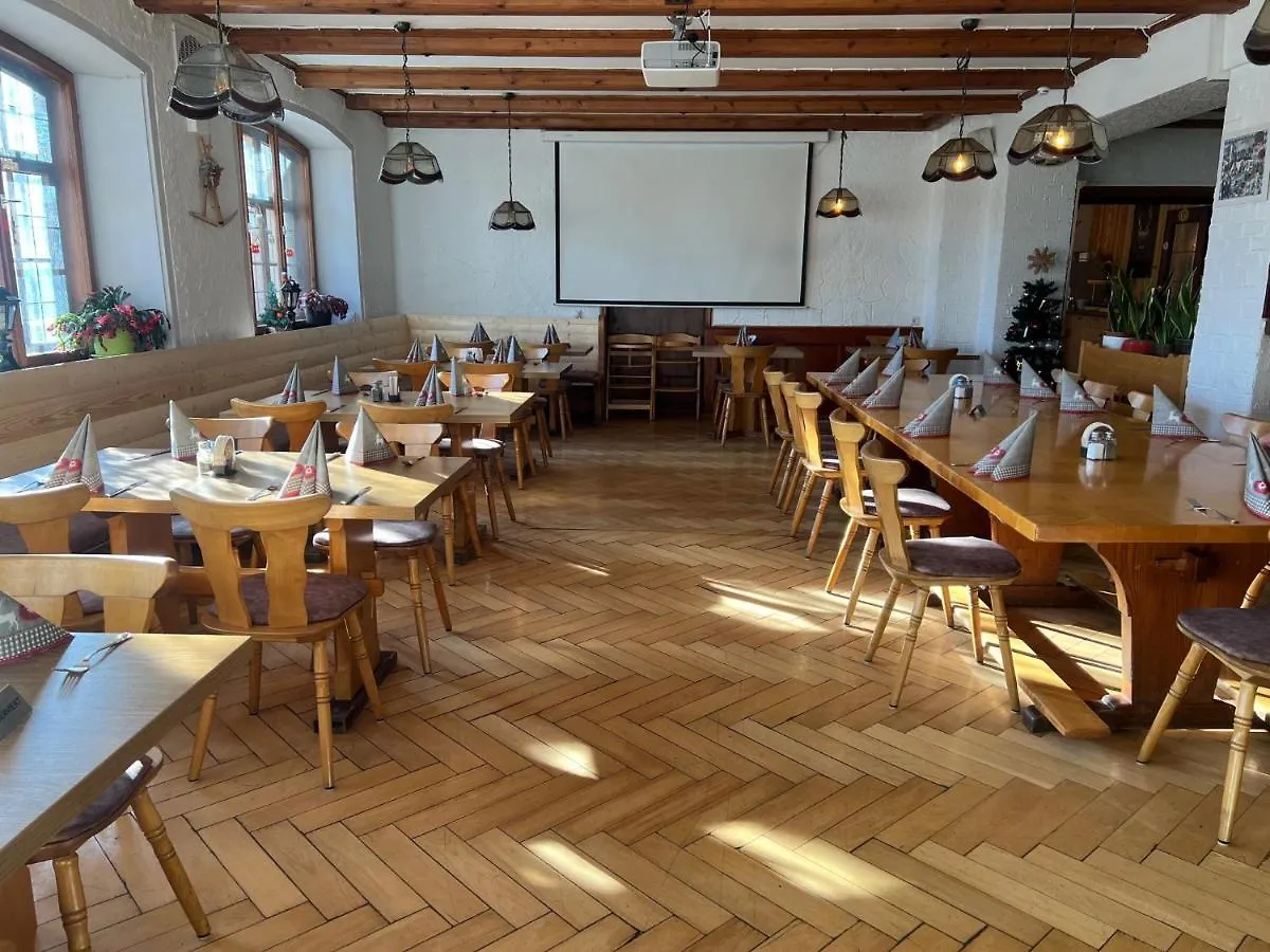 Gasthof Loewen بفرونتن