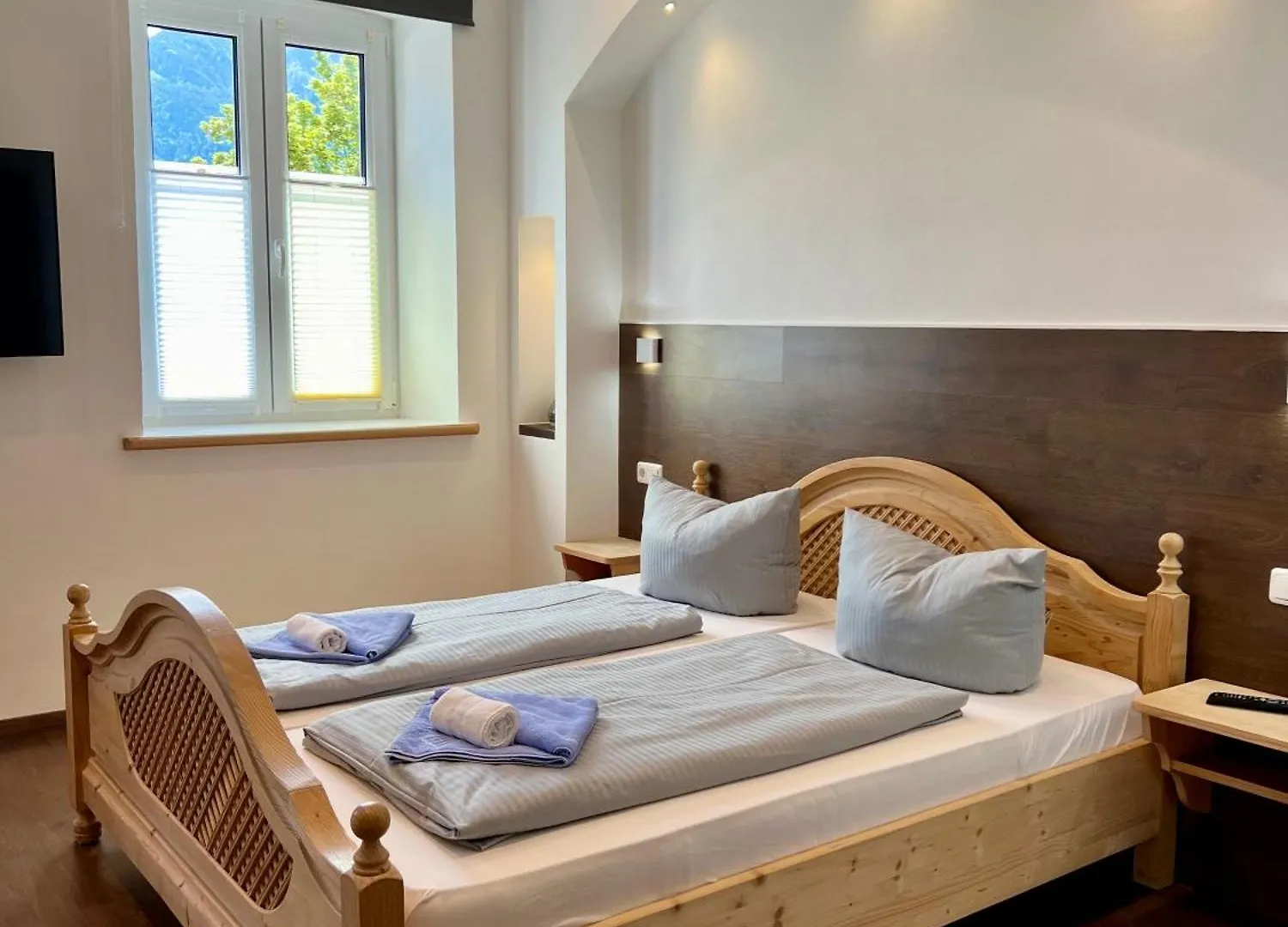 Gasthof Loewen بفرونتن