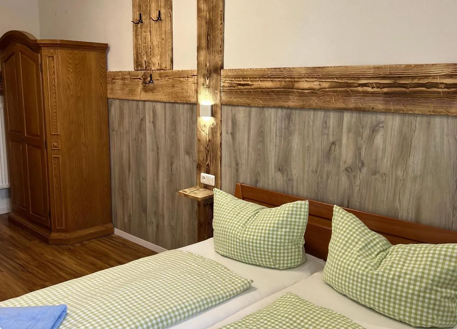 بيت ريفي Gasthof Loewen بفرونتن